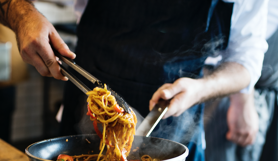 Nettoyage de nappes et tabliers pour la restauration